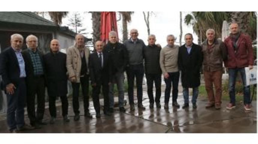 Efsane Futbolcular &Ccedil;alımbay&rsquo;ı Ziyaret Etti