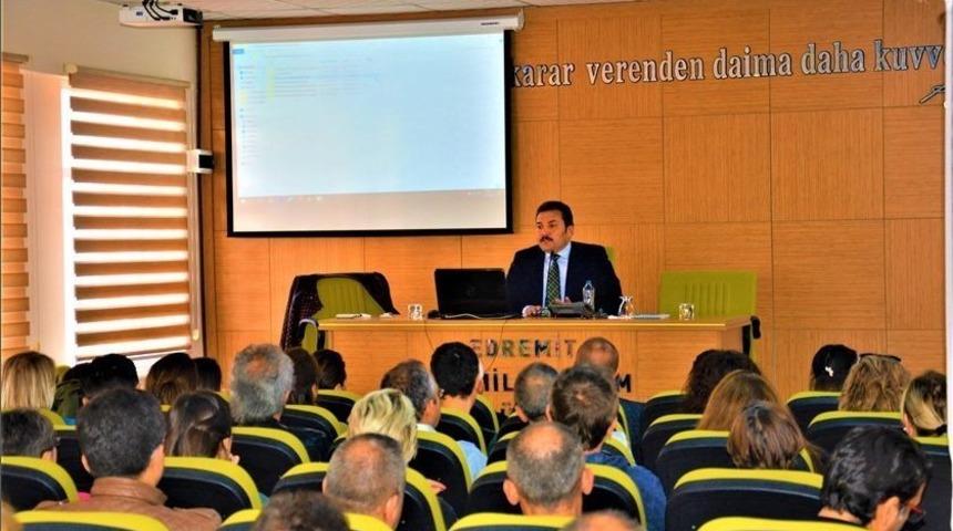 Edremit&rsquo;te &Ouml;ğretmenlere T&uuml;bitak Programları Tanıtım Semineri Verildi