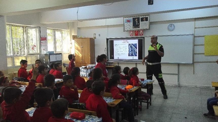 &Ouml;ğrencilere Y&ouml;nelik Trafik Dedektif Eğitimi Verildi