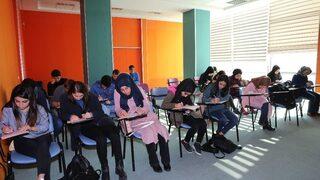 Darıca Bilgi Evleri Öğrencileri Üniversiteye Hazırlıyor