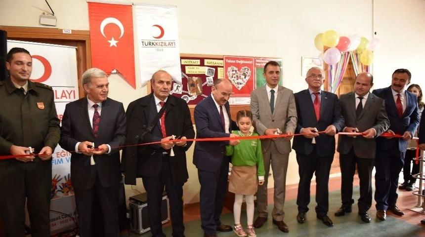 Taşk&ouml;pr&uuml;&rsquo;de T&uuml;rk Kızılay&rsquo;ı Tarafından &Ouml;zel Eğitim Sınıfı A&ccedil;ıldı