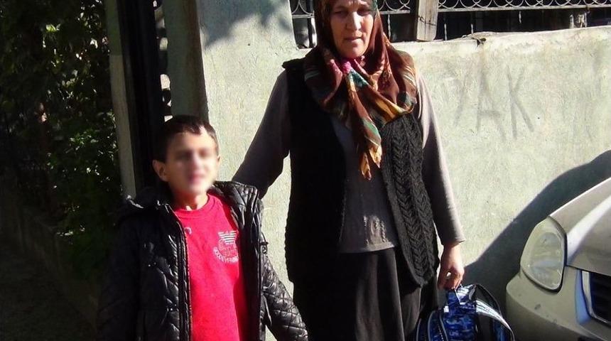 Ailesi Efe&rsquo;nin Yolunu G&ouml;zl&uuml;yor