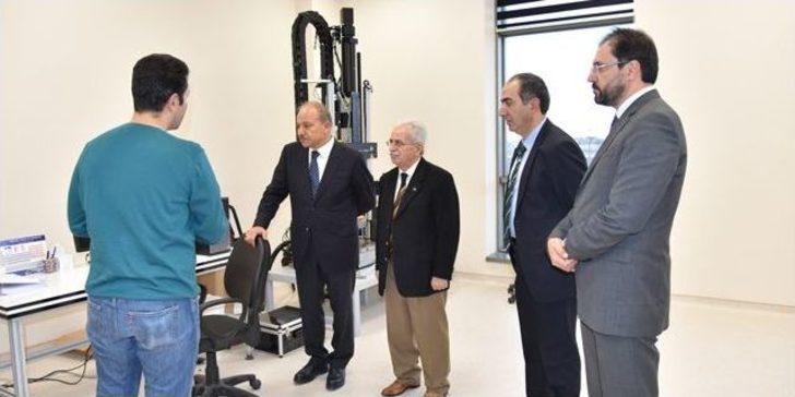 Etü’de “sanayileşmemiz Ve 2023 Vizyonu” Konferansı Yapıldı G4