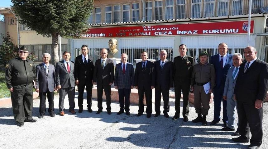 Vali &Ccedil;akacak, A&ccedil;ık Ceza İnfaz Kurumu&rsquo;nu Ve Kapalı Cezaevini Ziyaret Etti