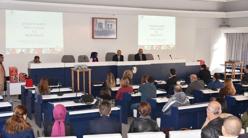 Salihli&rsquo;de &Ouml;ğretmenlere Atık Pil Eğitimi Verildi