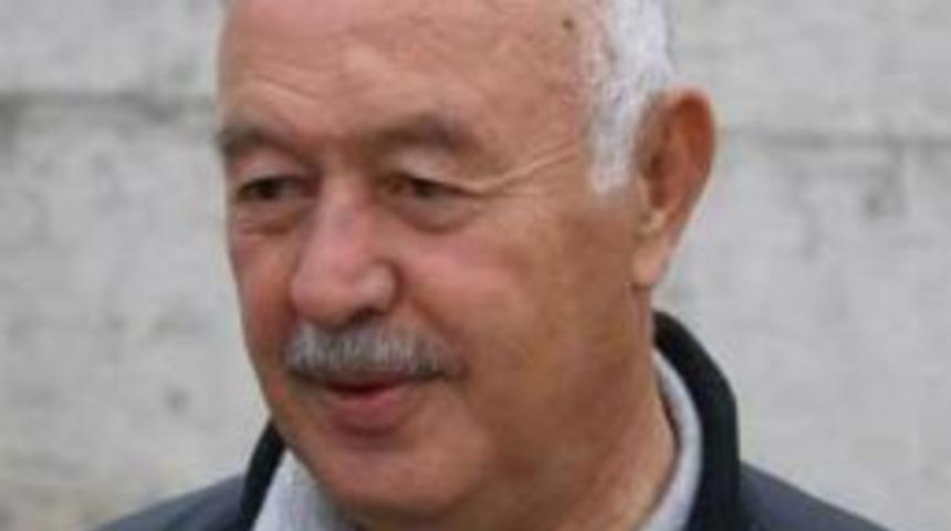 Ayının &Ouml;ld&uuml;rd&uuml;ğ&uuml; Sanılan Vatandaşı Arkadaşı &Ouml;ld&uuml;rm&uuml;ş