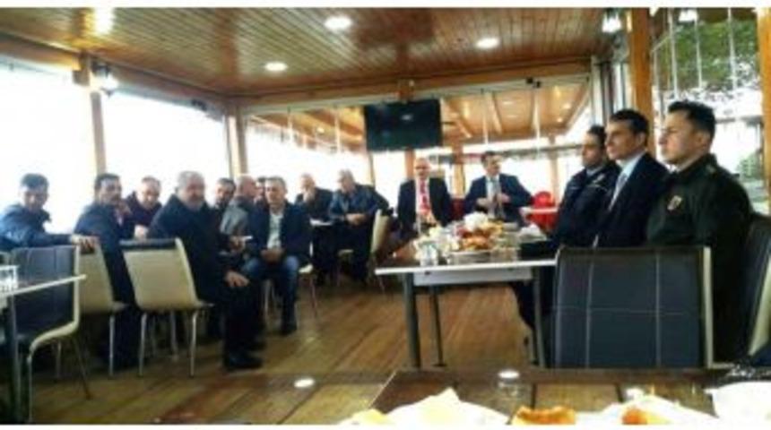 Kaymakam Engin Muhtarları Dinledi