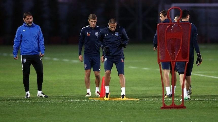 Medipol Başakşehir, Hoffenheim Ma&ccedil;ına Hazır