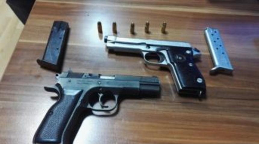 Kayseri&rsquo;de 2 Adet Ruhsatsız Tabanca Ele Ge&ccedil;irildi