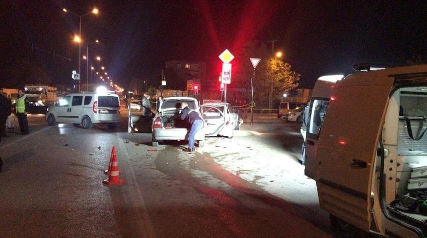 Bursa&rsquo;da Polisle &Ccedil;atışan Su&ccedil; Makinesi &Ouml;l&uuml; Ele Ge&ccedil;irildi...o Anlar Kamerada