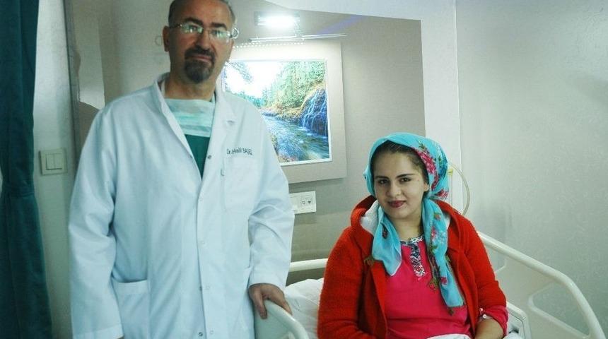 Yıllardır Çektiği Ağrılarından Kurtuldu