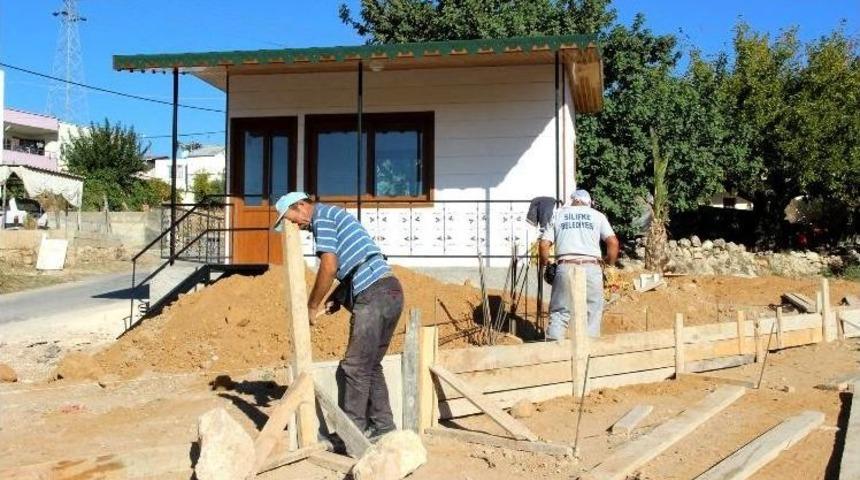Silifke&rsquo;de &lsquo;muhtar Evleri&rsquo; Projesine Başlandı
