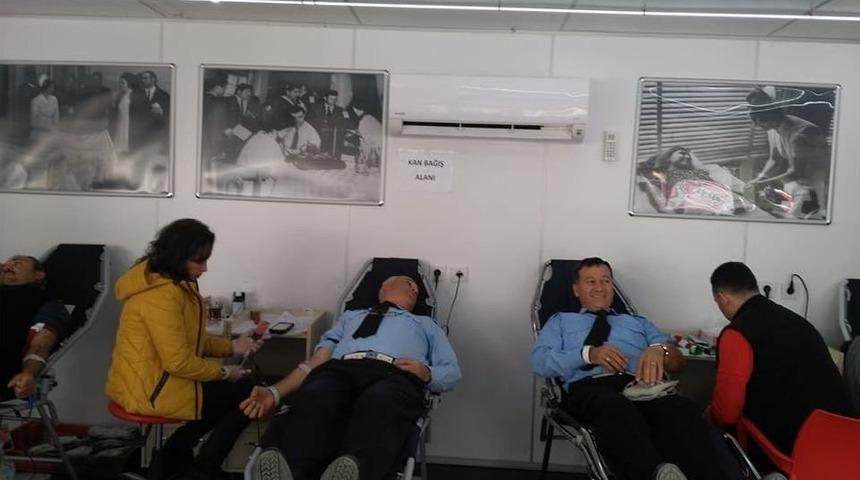 Osmaneli Zabıtasından Kan Bağışına Destek