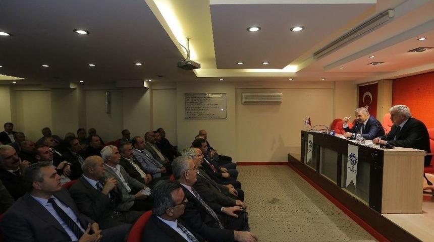 Başkan &Ccedil;elik, Esnaf Sanatkarlar Odaları Birliği&rsquo;nde Esnaf Sohbetleri&rsquo;ne Katıldı