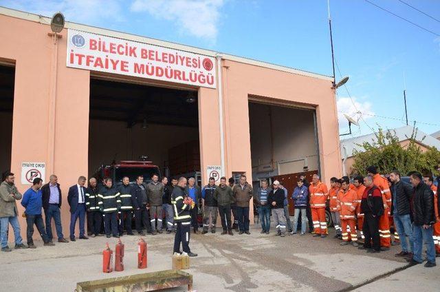 İtfaiye Müdürlüğü’nden Belediye Personeline Yangın Tatbikatı