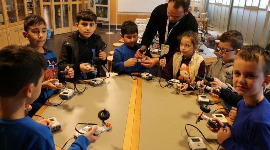 Geleceğin Bilim Adamları Kocaeli&rsquo;de Yetişiyor