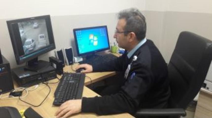 Emniyet Mobese&rsquo;den Ceza Yazmaya Devam Ediyor