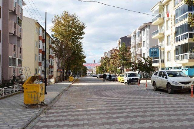 Yaşar Doğu Caddesi’nde Tek Taraflı Park Yasağı Başladı