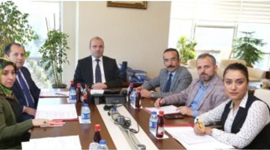 Sağlık &Ccedil;alışanlarının Mazeret İzni Sorunu Bitiyor