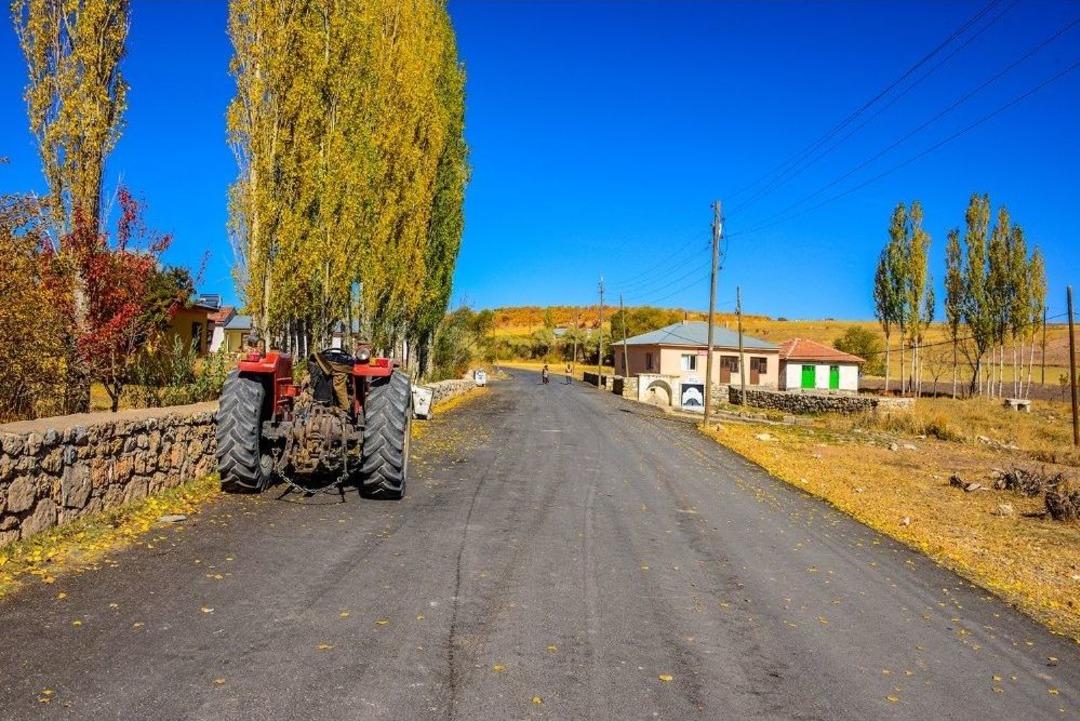 Başkan &Ccedil;akır Yukarı Selimli Mahallesinde İncelemelerde Bulundu