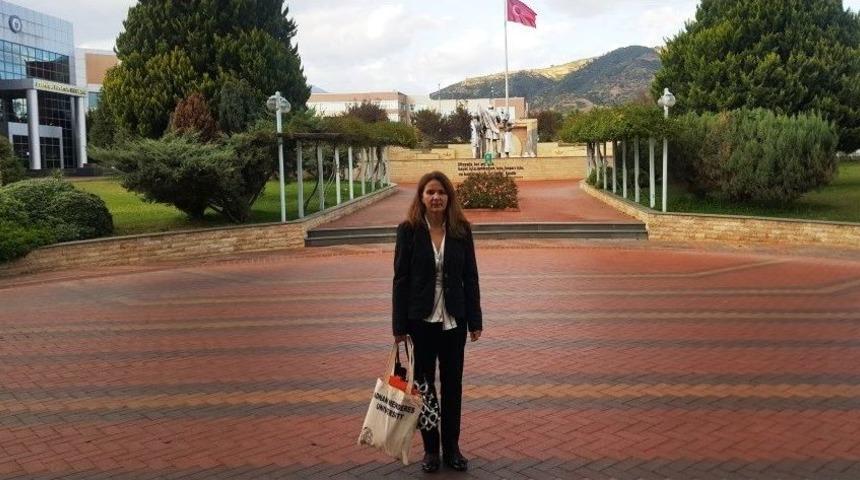 İletişim Fak&uuml;ltesi İlk Erasmus Misafirini Ağırladı