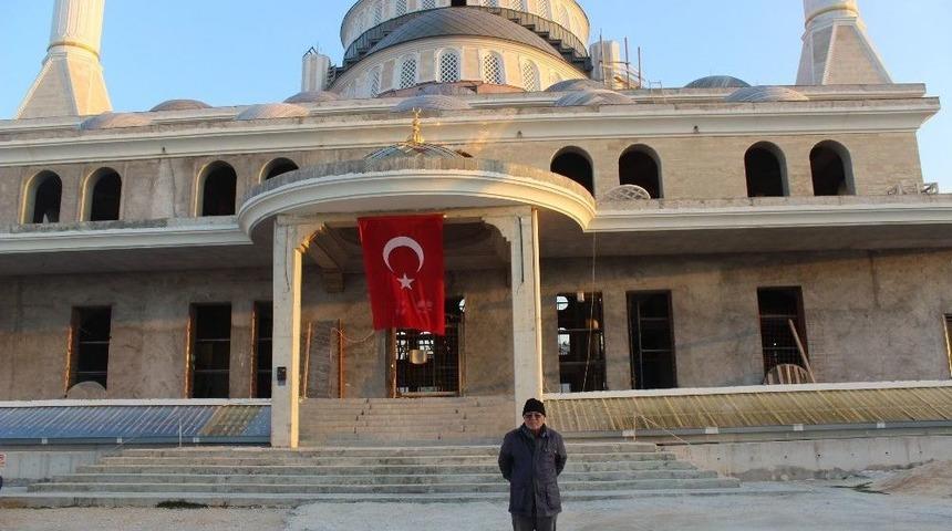 (&ouml;zel Haber) Satılık Caminin Tabelası İndi