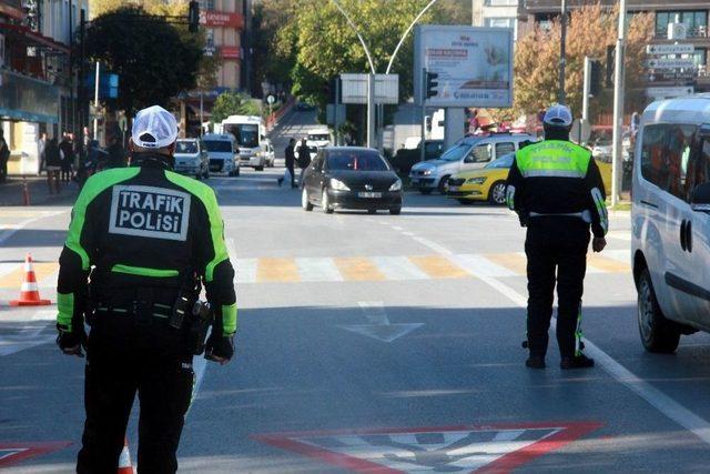 Samsun Polisinden Cam Filmi Denetimi