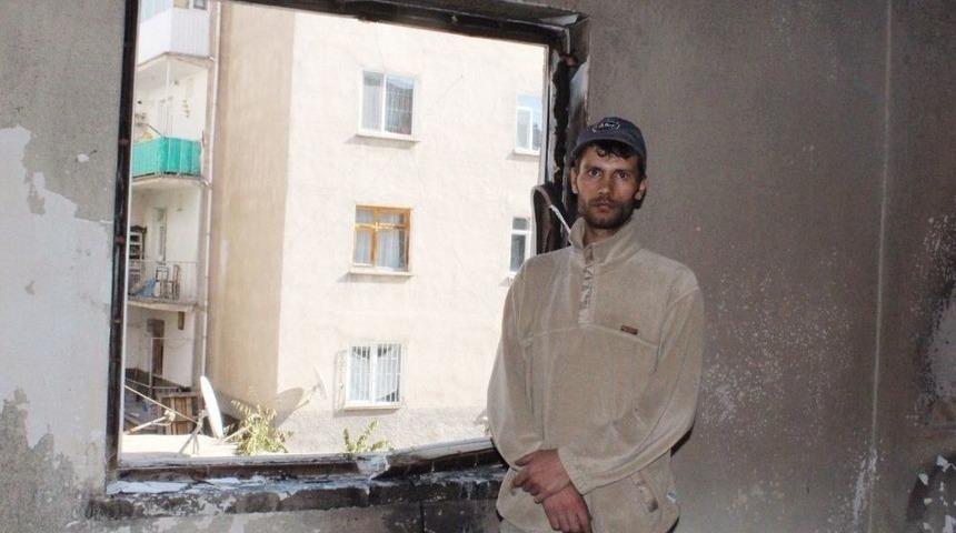 Evi Yanan Aileye Komşuları Sahip &Ccedil;ıktı