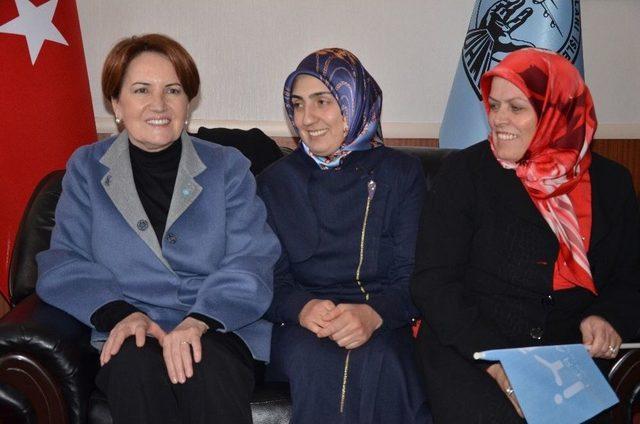 Meral Akşener: 