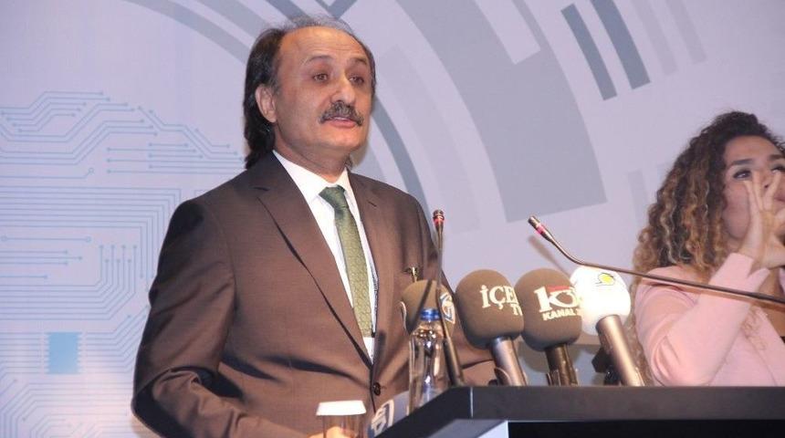 Prof. Alkan: &ldquo;siber G&uuml;venlik &Ouml;nlemi Almayan &Uuml;lkelerin Geleceği &Ccedil;ok Ciddi Tehdit Ve Risk Altında&rdquo;