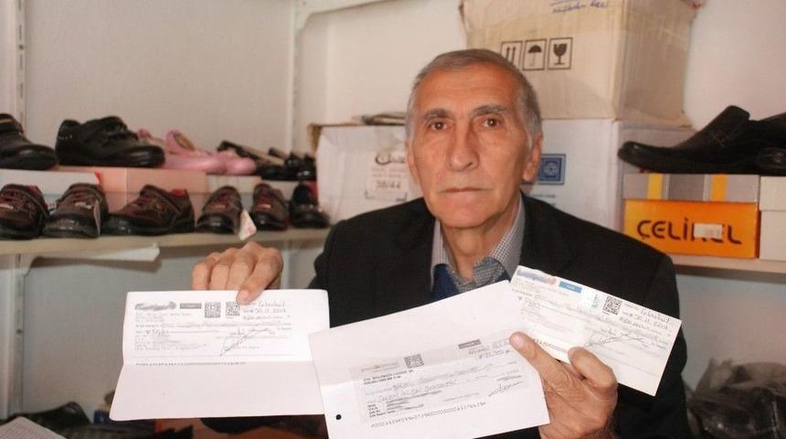 Fotokopi &Ccedil;ekle 80 Bin Lira Dolandırıldı, Ger&ccedil;eği Bankada &Ouml;ğrendi