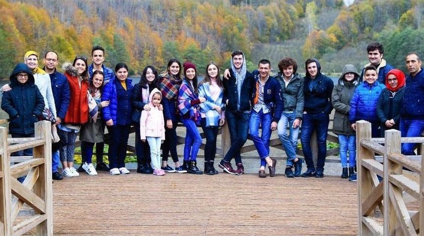 &Ouml;ğrenciler Sınav &Ouml;ncesi Doğa Gezisinde Stres Attı