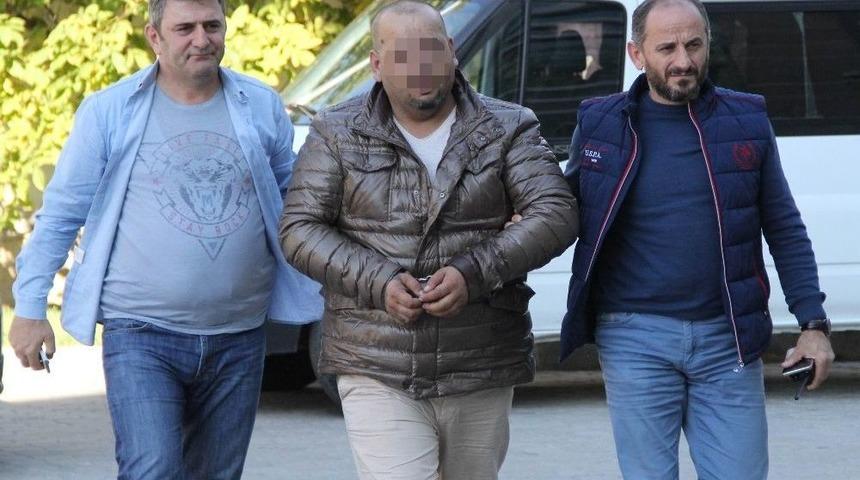 İ&ccedil;inde 60 Bin Lira Olan Aracı Benzinle Yakan Eski Koca Yakalandı