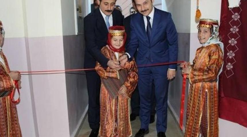 Sungurlu&rsquo;da &ldquo;ge&ccedil;mişten G&uuml;n&uuml;m&uuml;ze K&uuml;lt&uuml;rel Değerlerimiz&rdquo; Sergisi