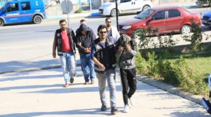 Milas&rsquo;ta Uyuşturucu Zanlıları Serbest Bırakıldı