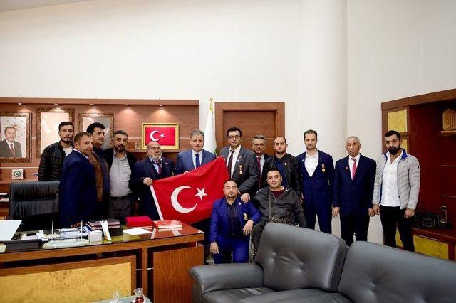 B&uuml;y&uuml;kşehir Belediye Başkanı Ahmet &Ccedil;akır: 2