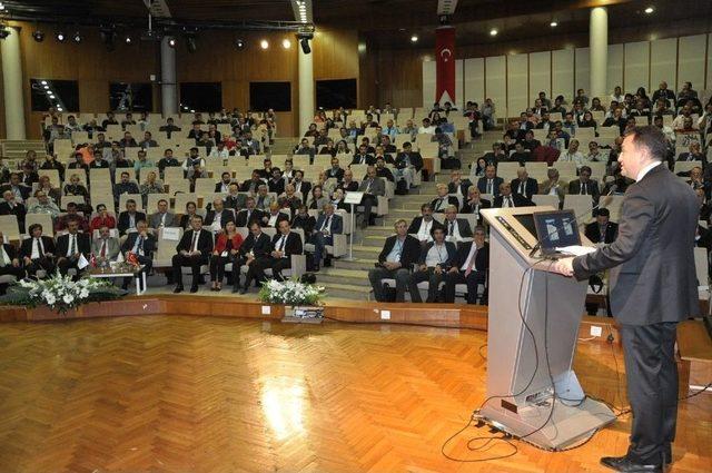 T&uuml;rkiye&rsquo;de Yılda Bin 700&rsquo;den Fazla İş&ccedil;i &Ouml;l&uuml;yor 2