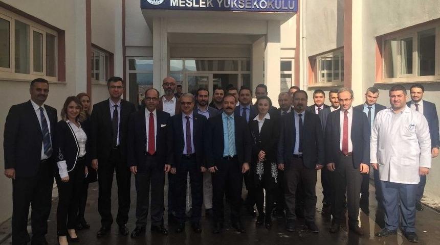 Rekt&ouml;r G&uuml;r&rsquo;den İslahiye&rsquo;ye Ziyaret