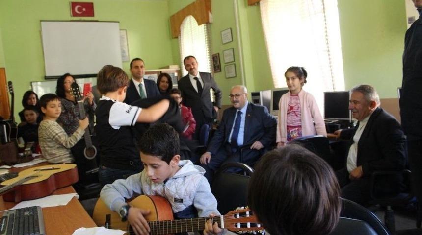 Vali Yavuz Selim K&ouml;şger, Yenipazar İl&ccedil;esini Ziyaret Etti