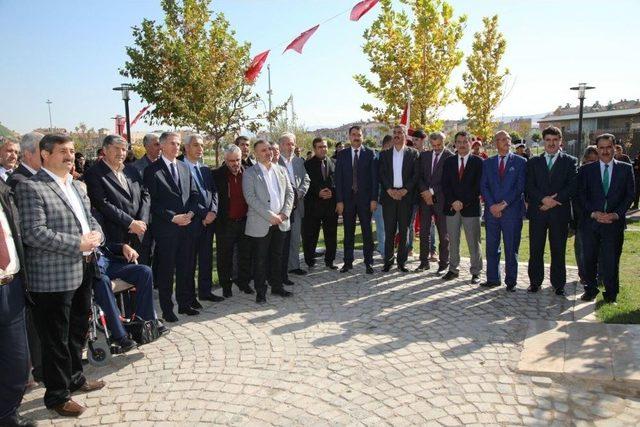 Elazığ’da ‘genç Yaşam Merkezi’ Açıldı