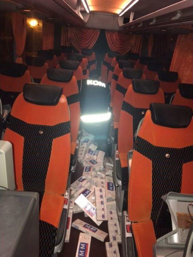 Yolcu Otobüsünün Koltuk İçinden Ve Tavanından Kaçak Sigara Çıktı 2