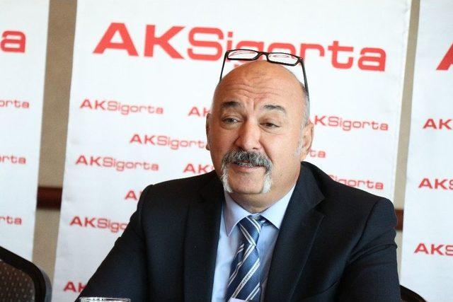 Sigortacılık Sekt&ouml;r&uuml; B&uuml;y&uuml;yor 1