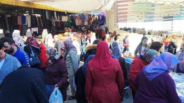 Kışlık Giyeceklere Yoğun İlgi 1