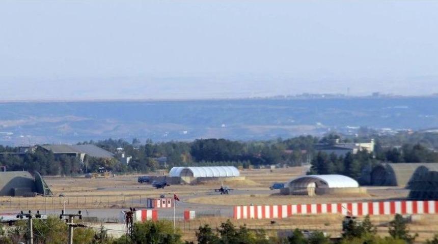 Diyarbakır&rsquo;dan Peş Peşe F16&rsquo;lar Kalktı