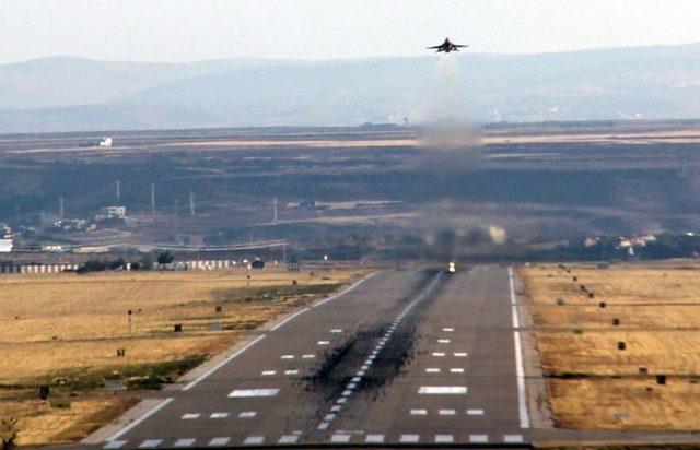 Diyarbakır&rsquo;dan Peş Peşe F16&rsquo;lar Kalktı 1