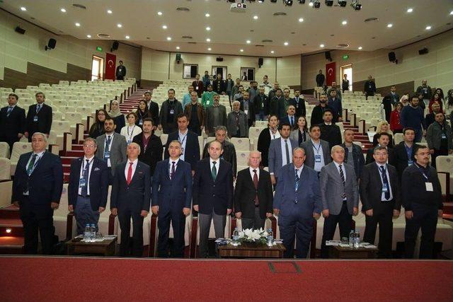 74 &Uuml;lkeden 230 Bilim Adamı Tokat&rsquo;ta Bir Araya Geldi 1