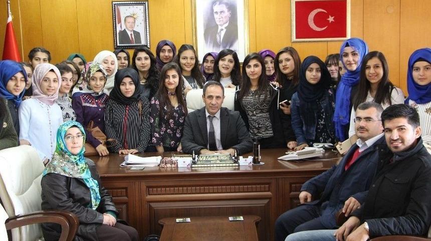 Batmanlı &Ouml;ğrenciler, F&uuml;&rsquo;y&uuml; Gezdi