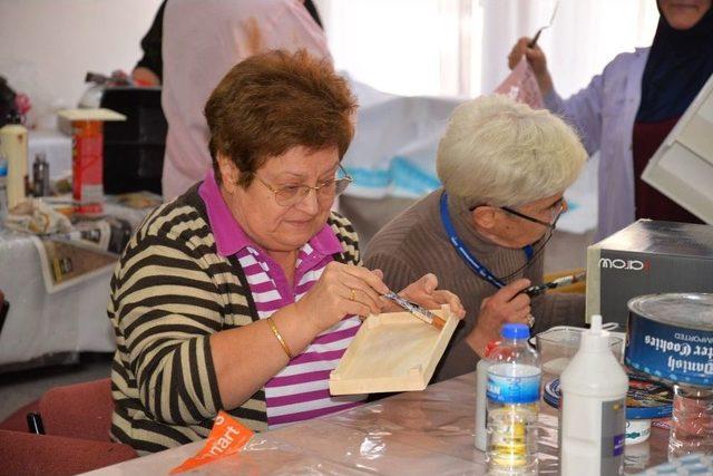 Başkan Bakıcı Halk Eğitim Kursiyerleri İle Bir Araya Geldi