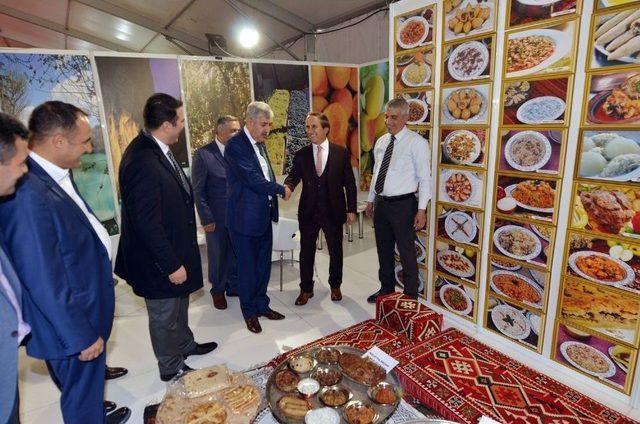 Yeşilyurt Belediyesi &lsquo;malatya Tanıtım G&uuml;nleri&rsquo;nde Stant A&ccedil;tı 2