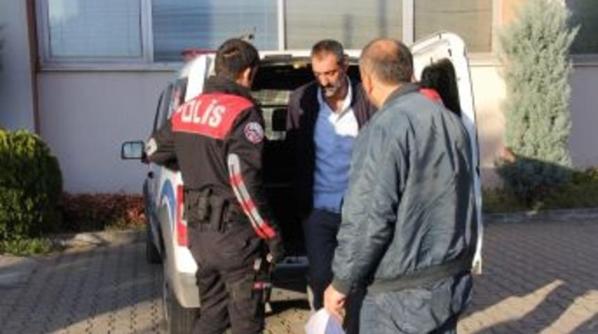 Kocaeli&rsquo;de Araması Olan 4 Şahıs Yakalandı